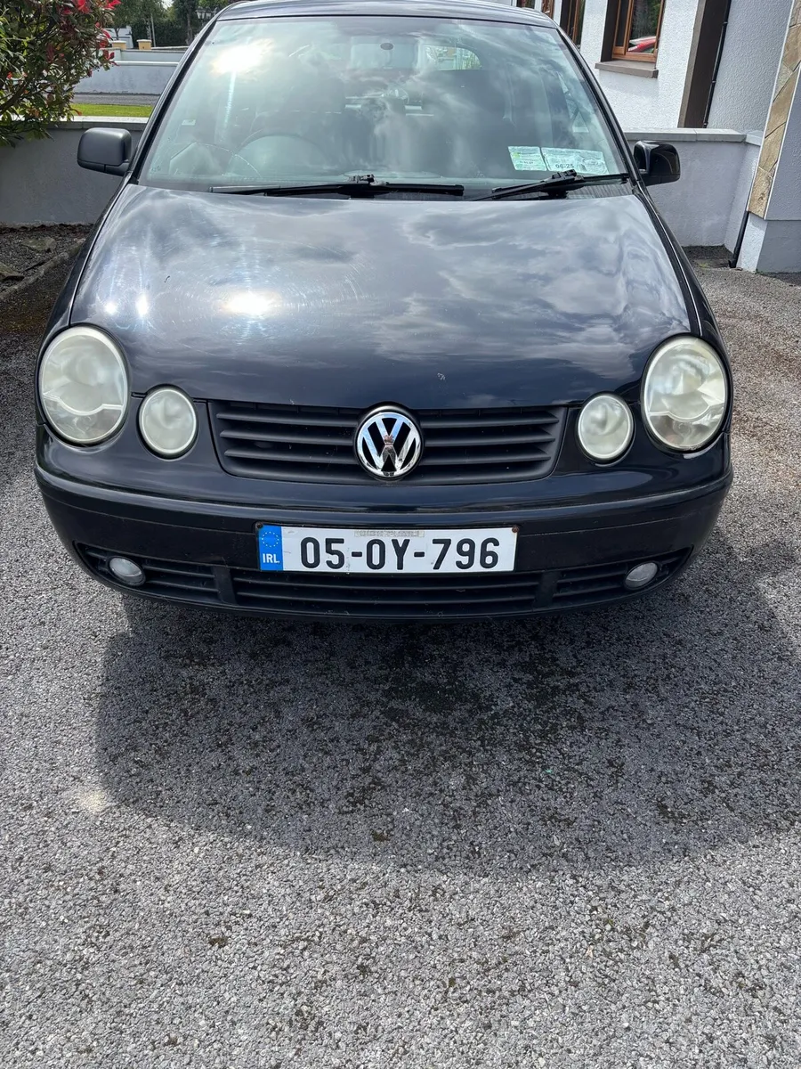 Volkswagen  Polo  1.2 Petrol Manual - Image 2