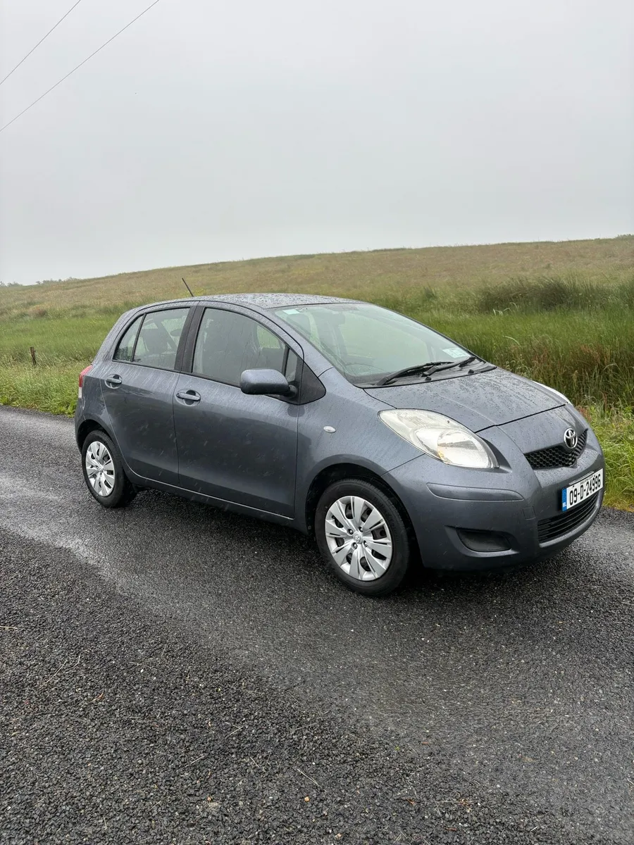 Toyota Yaris Aura - Image 1