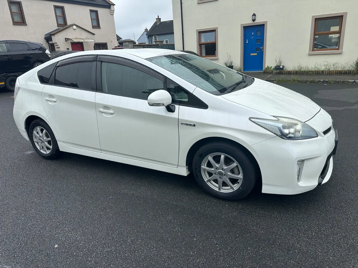 Toyota Prius 2009 - Image 2