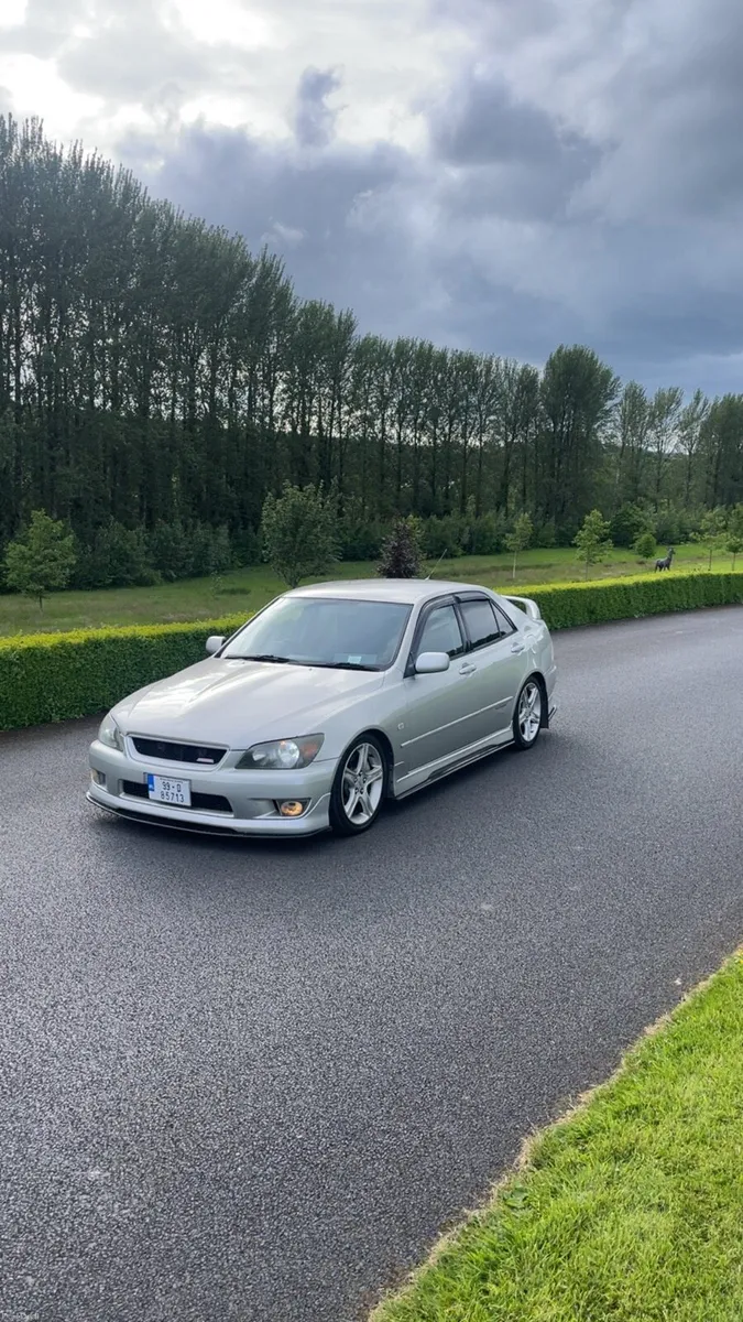 Toyota Altezza - Image 3