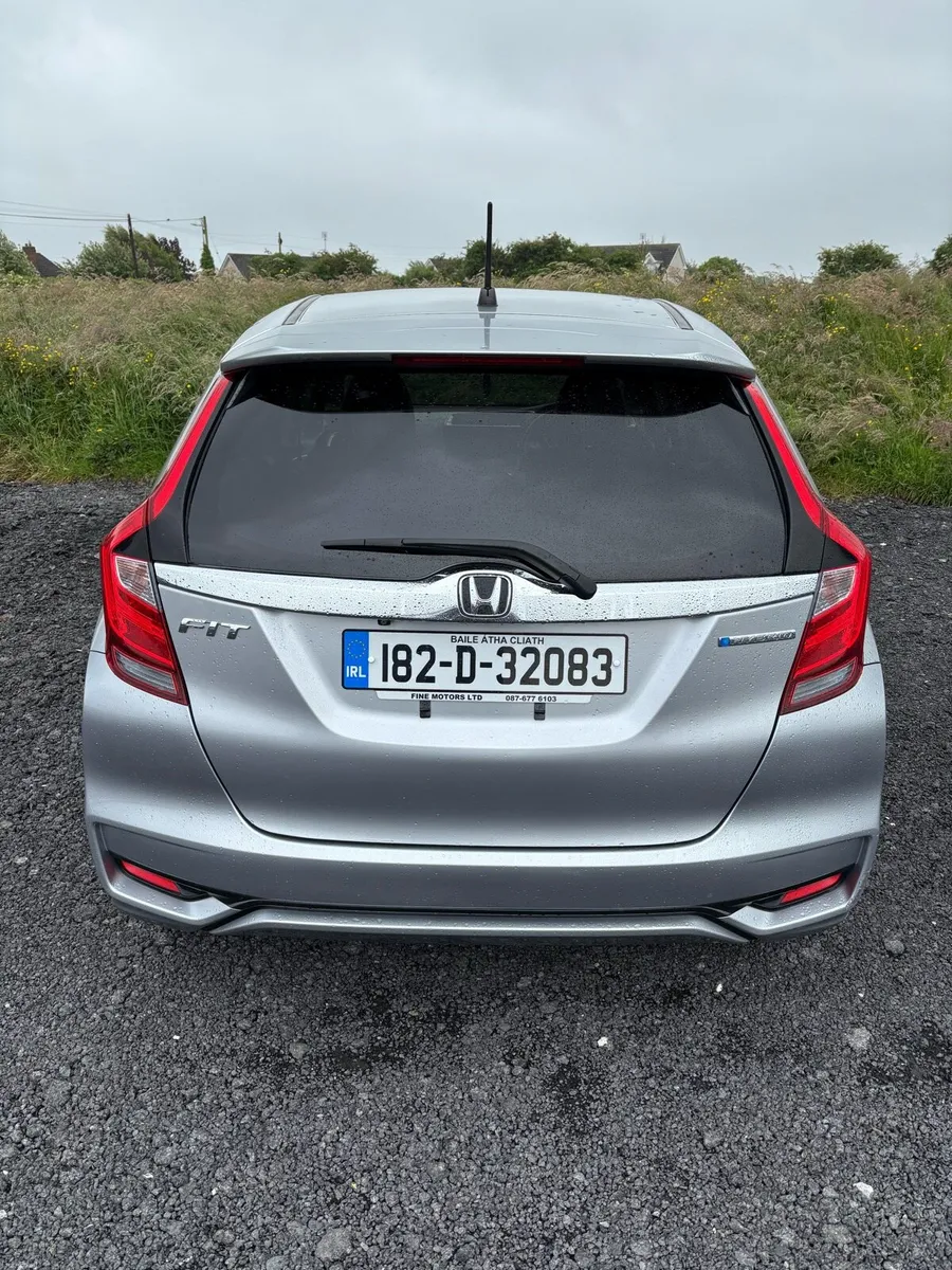 2018 Honda Fit Hybrid Automatic - Image 4