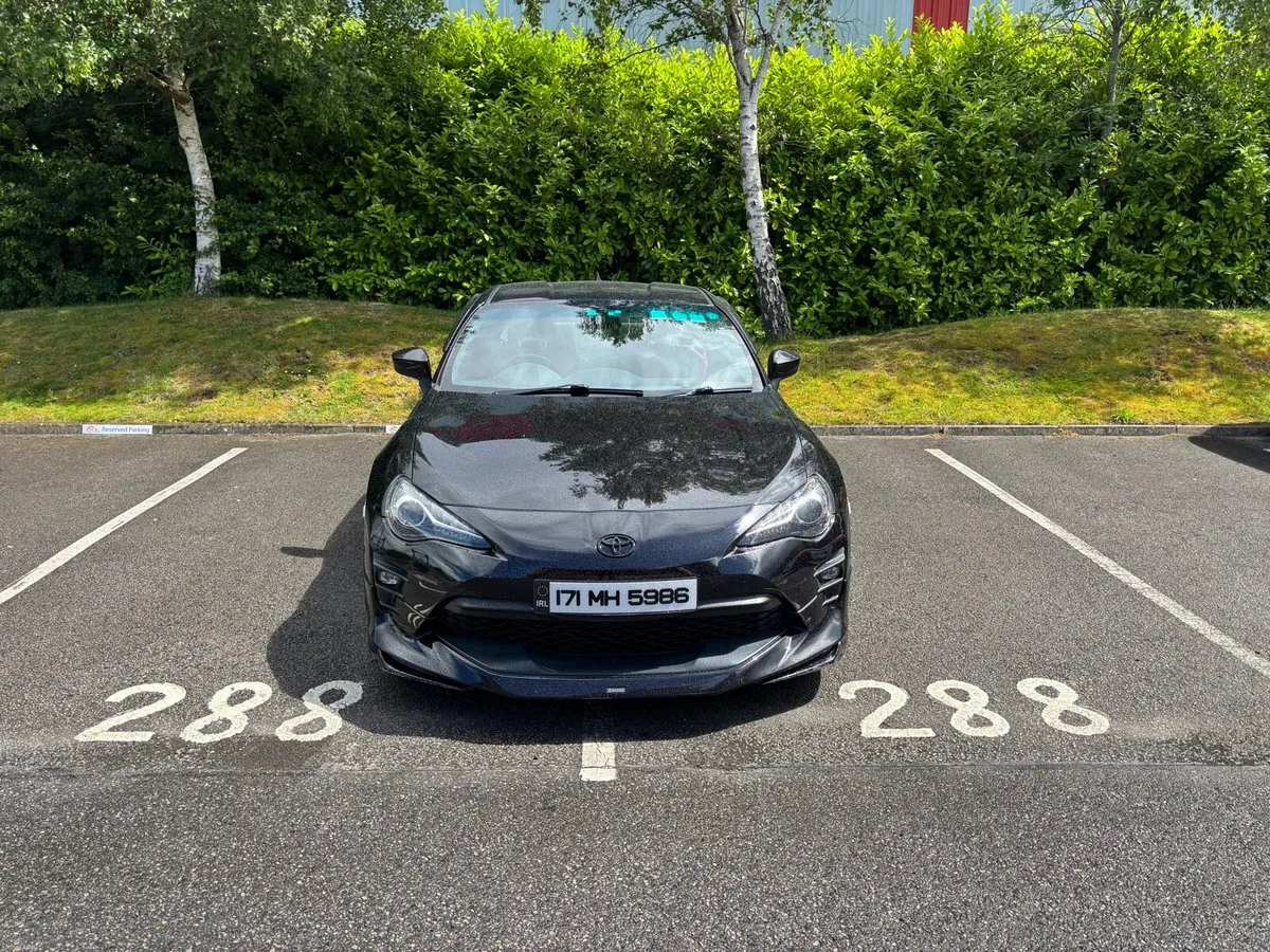 2017 Toyota GT86 Manual – Modellista kit - Image 2