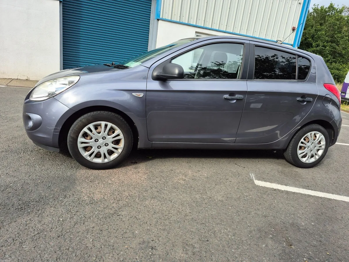 Hyundai i20 2012 - Image 4