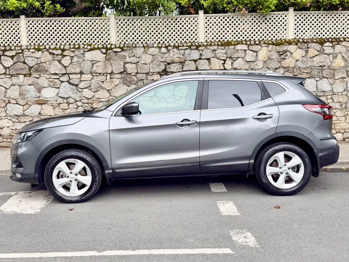 Nissan Qashqai 2019!!! SV HIGH SPEC PANROOF - Image 4