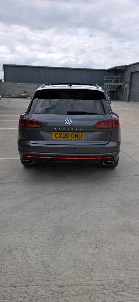 Volkswagen Touareg - Image 3