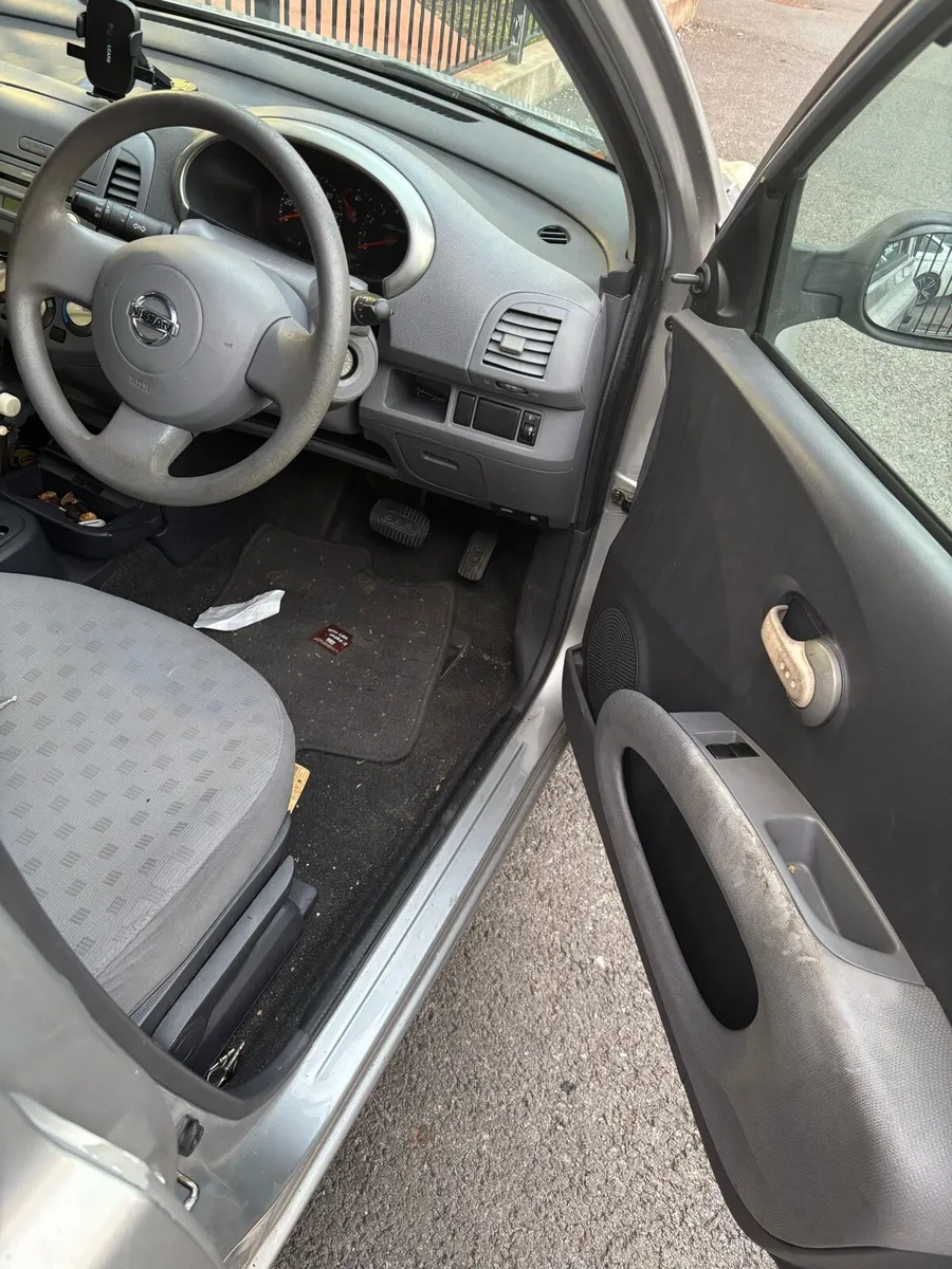 Car - Image 2