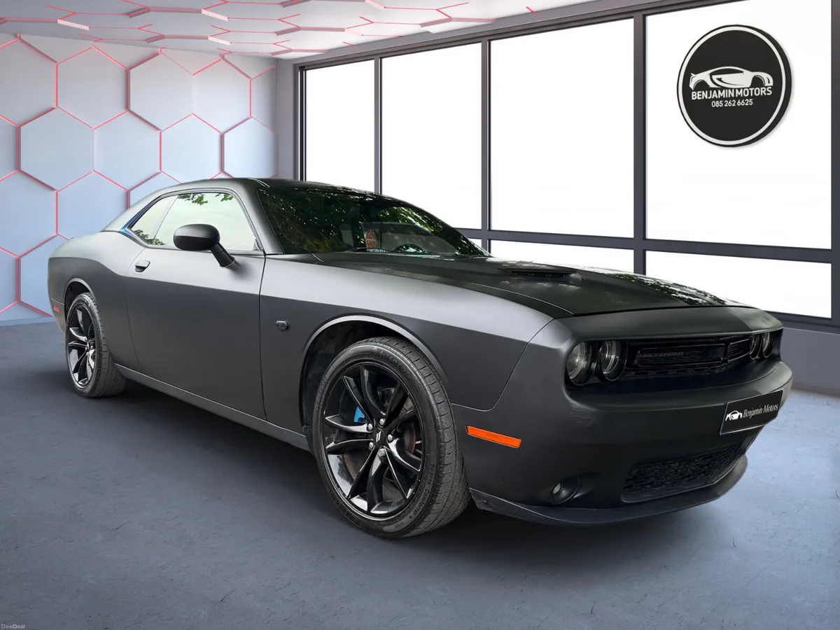 Dodge Challenger 2016 Automatic High Specs - Image 1