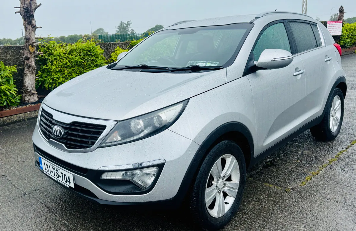 Kia Sportage 2013 IMMACULATE - Image 2