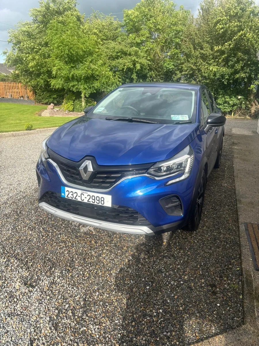 Renault Captur Evolution TCe 90 - Image 1