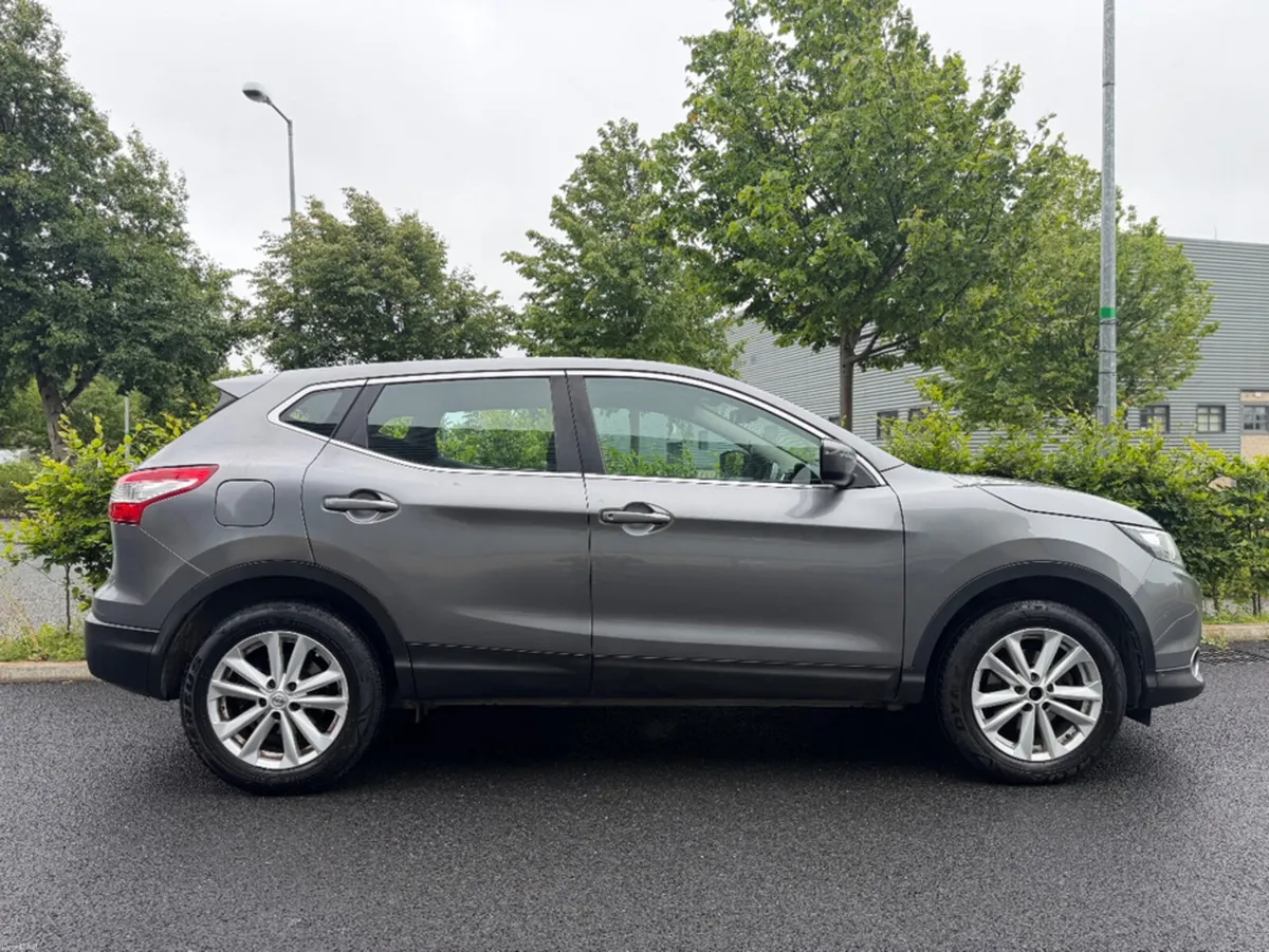 Nissan Qashqai 1.5 DCI ACENTA 5DR - Image 6