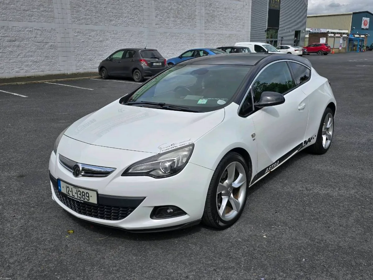2012 Vauxhall Astra GTC SRI 2.0d 160hp - Image 1