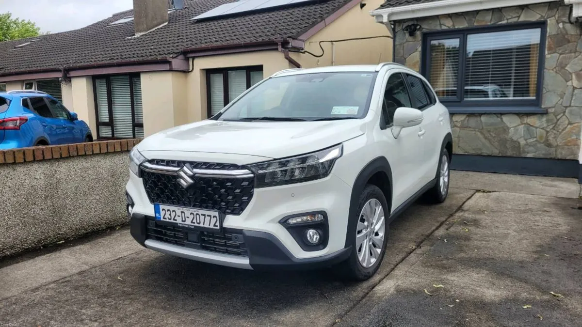 2023 Suzuki S-Cross Motion 1.4 Mild Hybrid – 9k km - Image 1