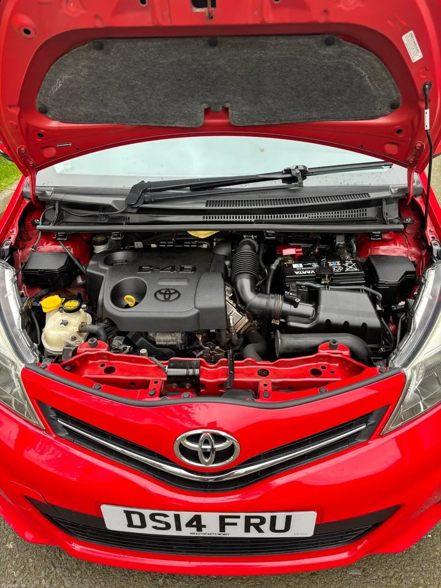 Toyota Yaris 2014 - Image 5