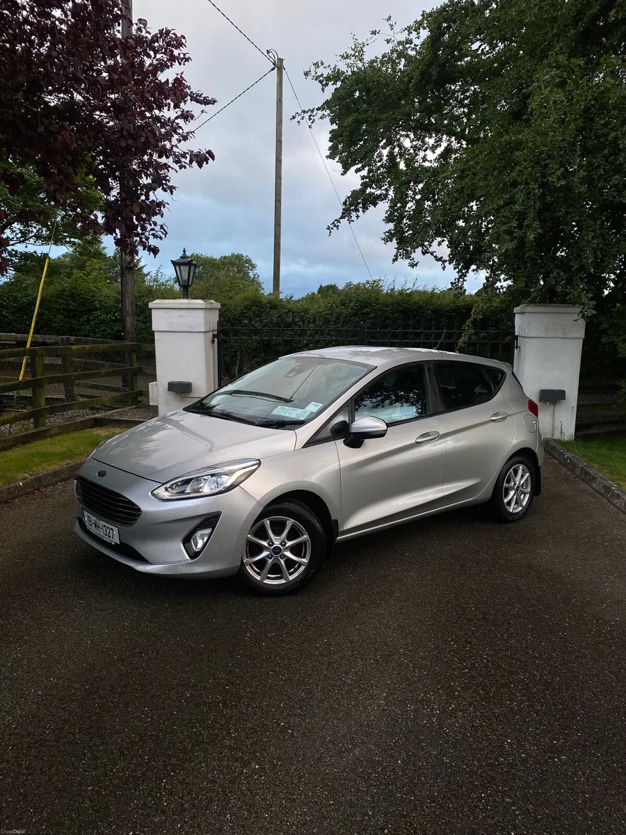 2019 Ford Fiesta TITANIUM, 1.1L Petrol 5dr Silver - Image 2