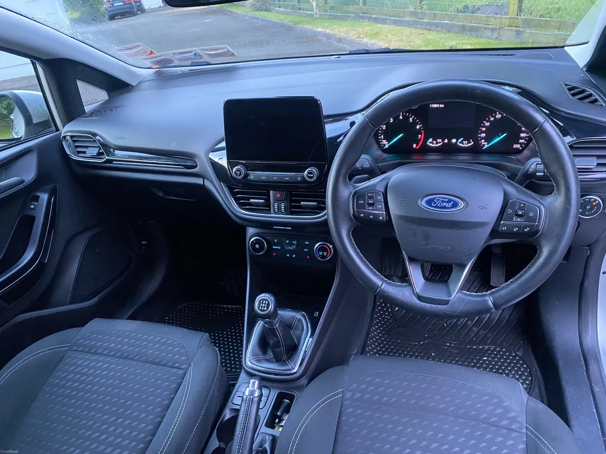 2019 Ford Fiesta TITANIUM, 1.1L Petrol 5dr Silver - Image 5