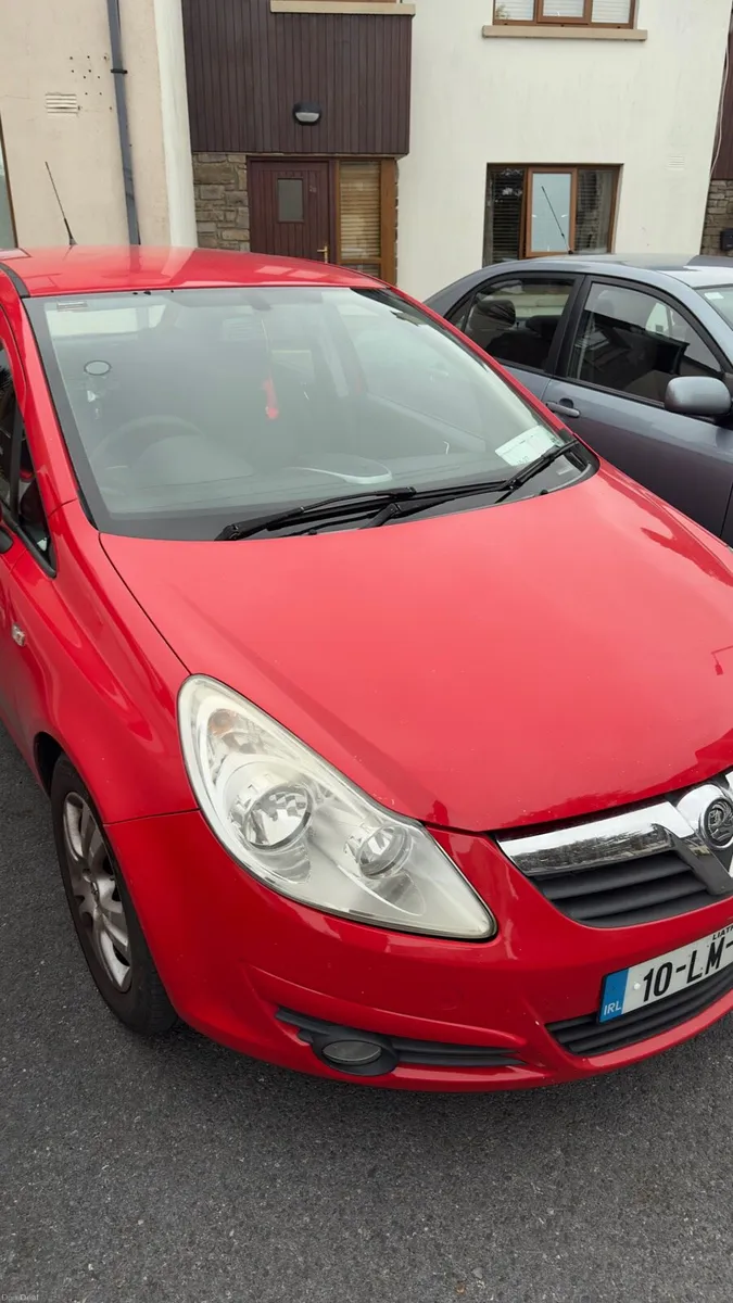 Opel Corsa 1.2 L - Image 1