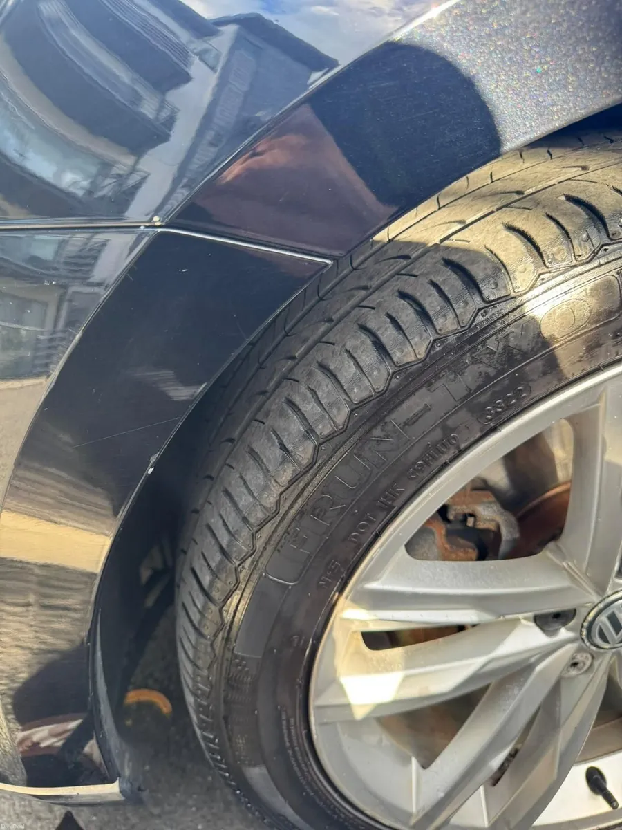 Volkswagen Passat 2015 - Image 4