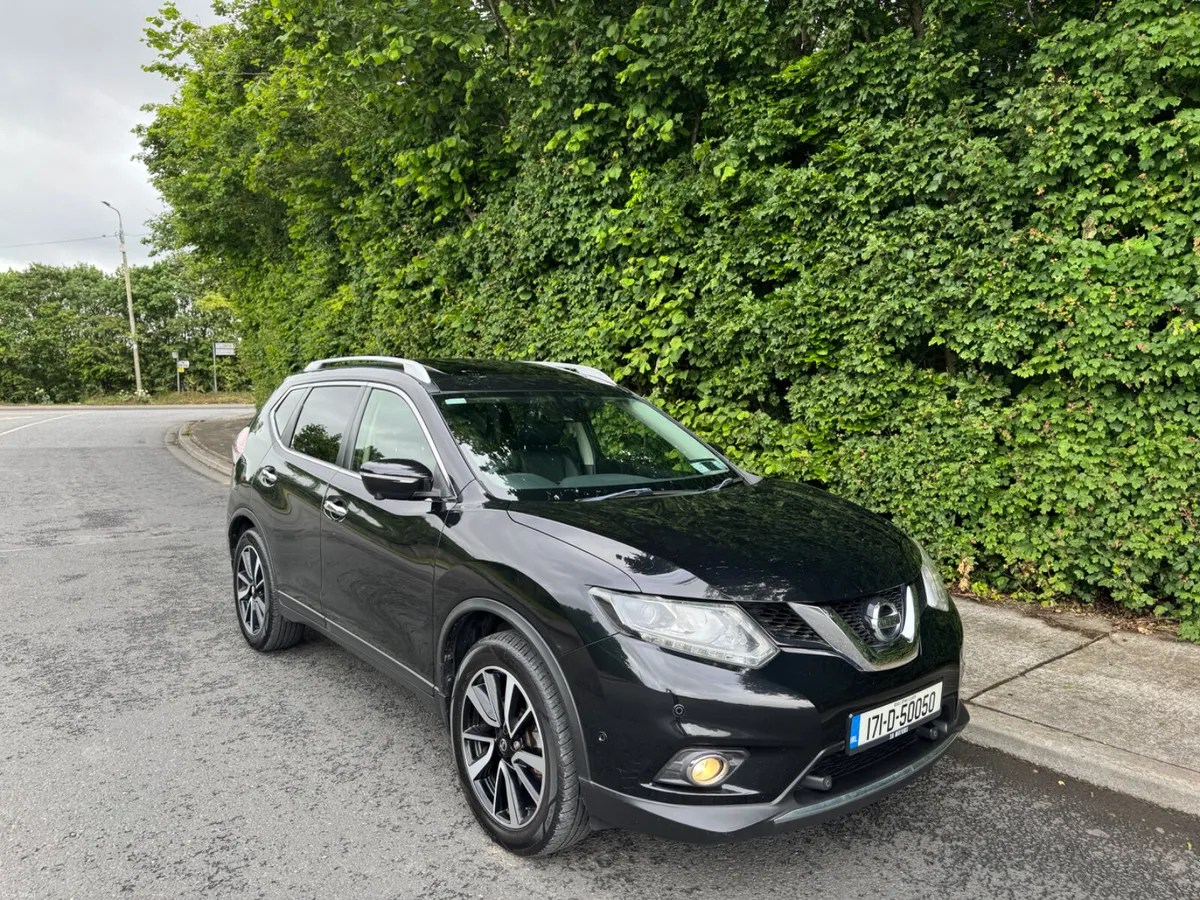 Nissan X Trail 7 seats 4x4 low mileage high spec - Image 2