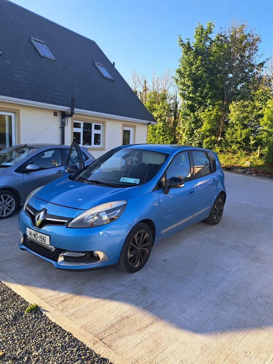 2014 Renault Scenic Bose 1.5 dCi 110 - Image 3