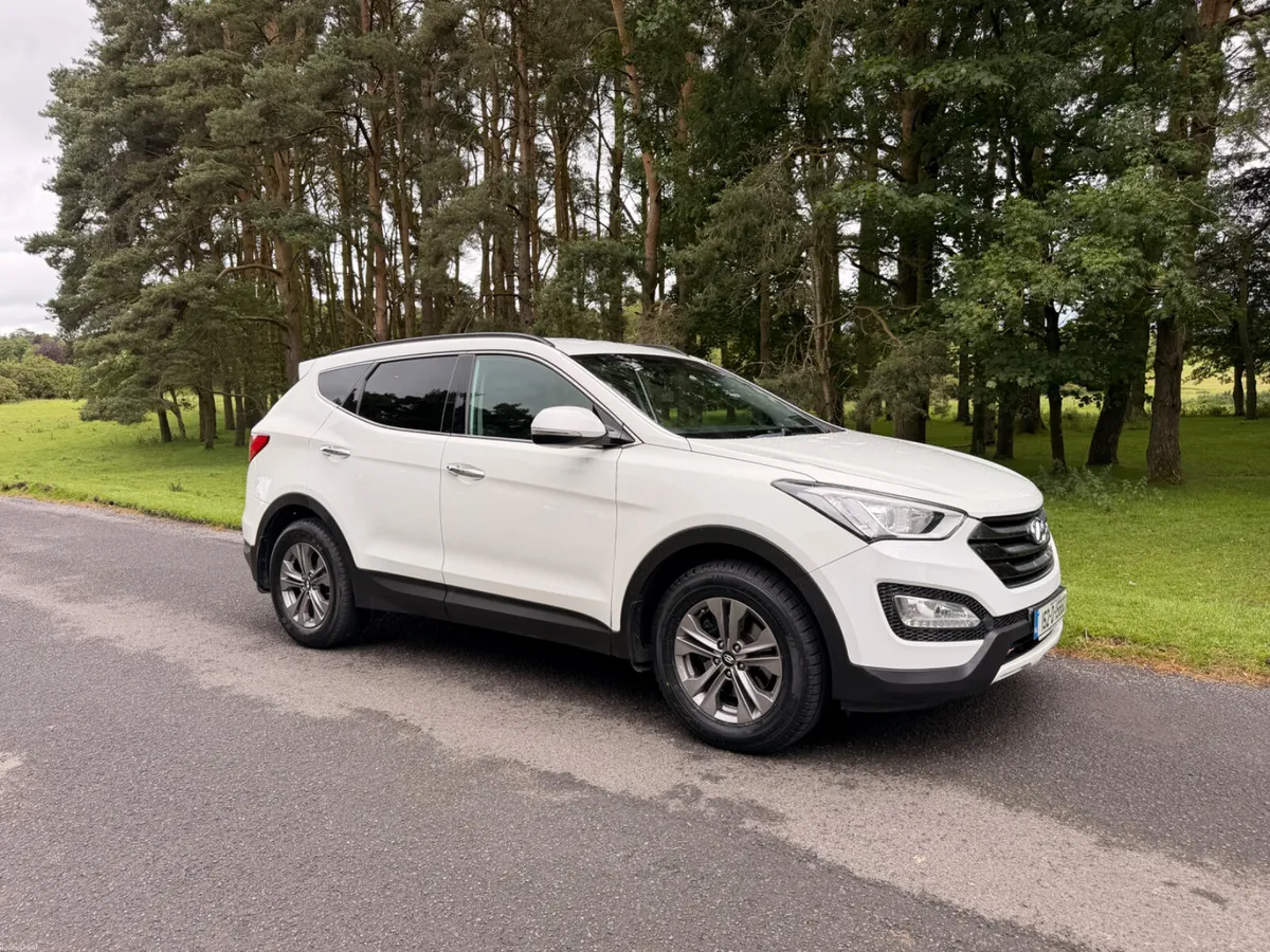 Hyundai Santa Fe 2015 4X4 Diesel - Image 1