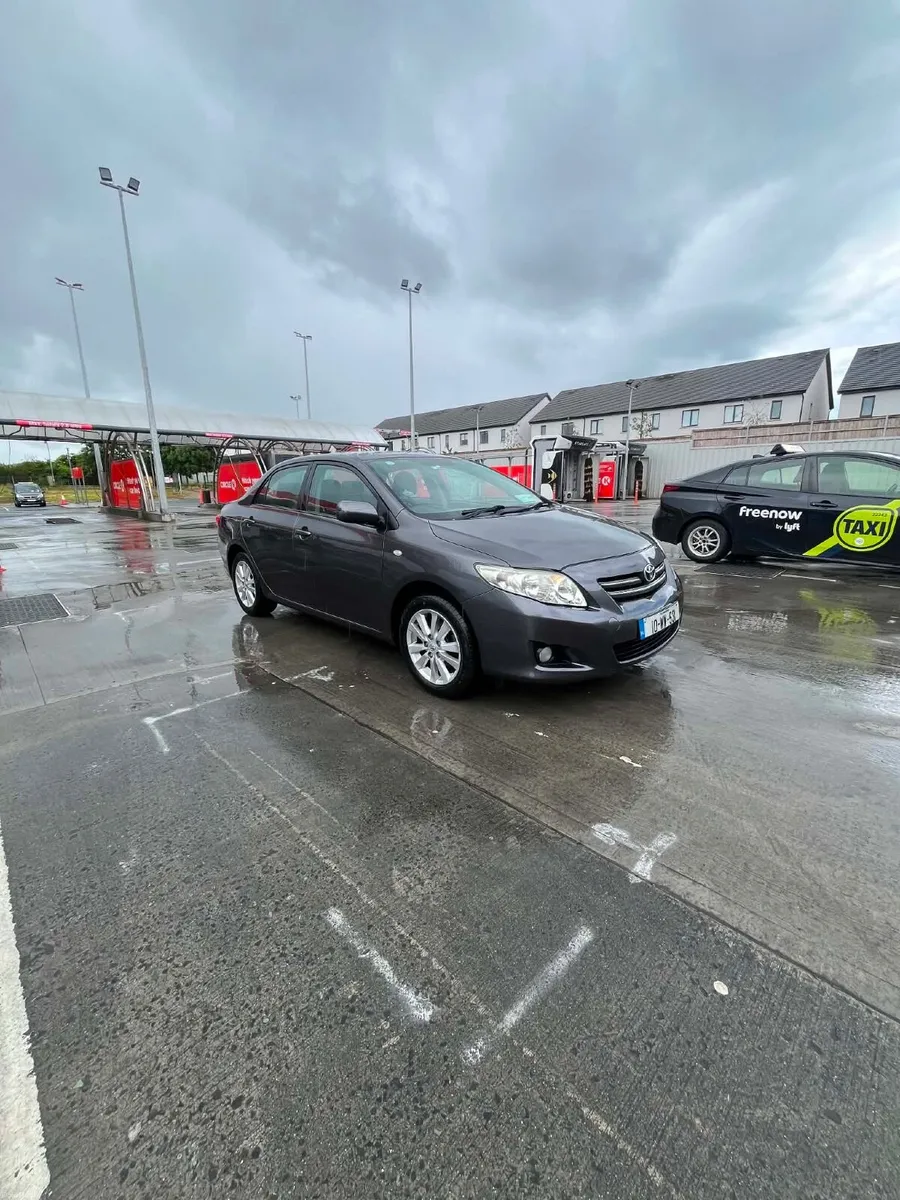 Toyota Corolla 2010 - Image 4