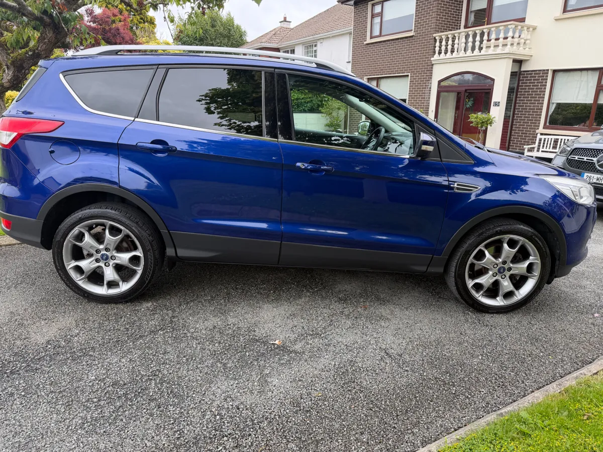 2016 Ford kuga diesel crew cab, low tax - Image 4