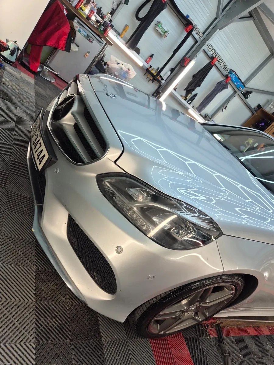 2014 Mercedes E300 Automatic Saloon - Image 5