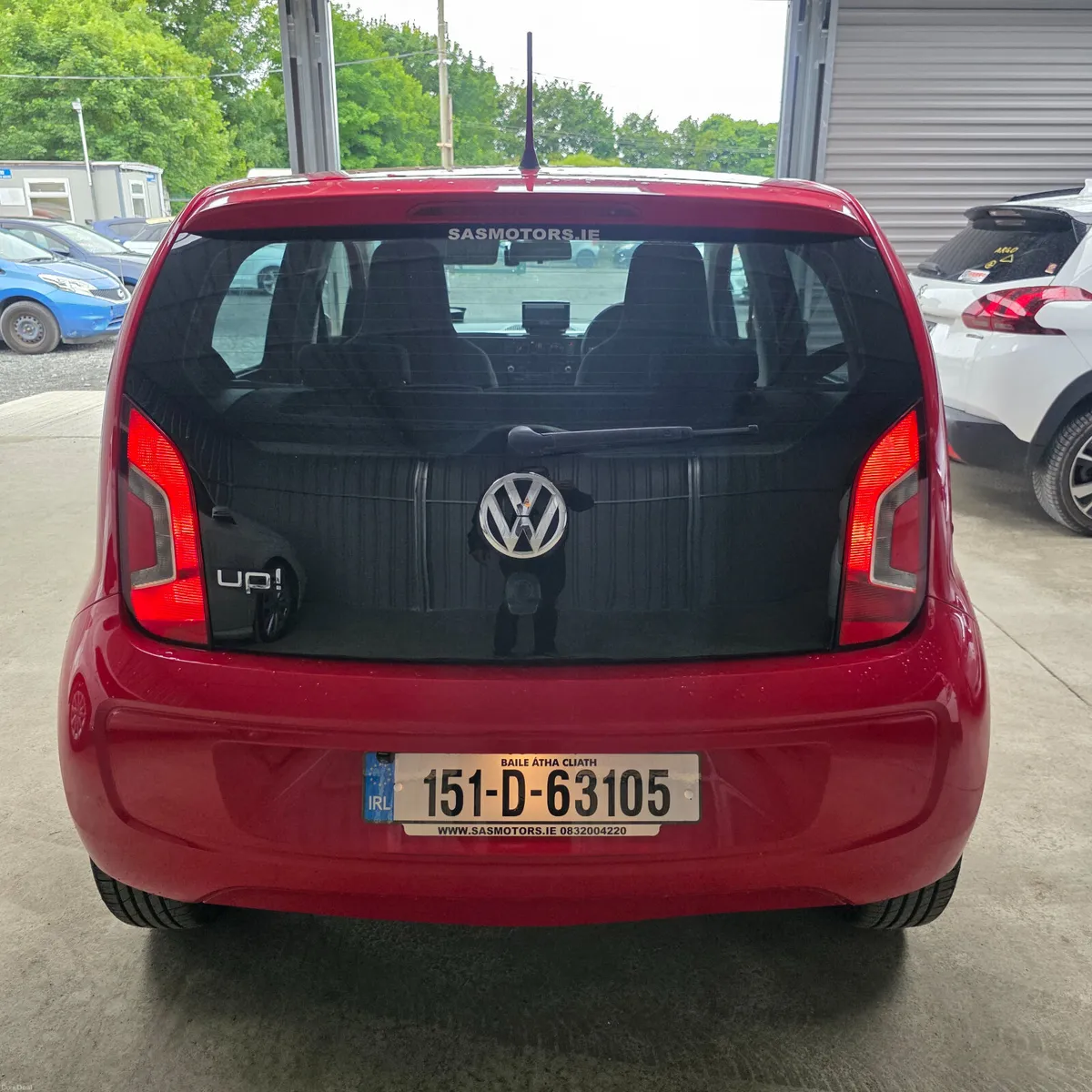 Volkswagen UP! 2015 AUTOMATIC - Image 4