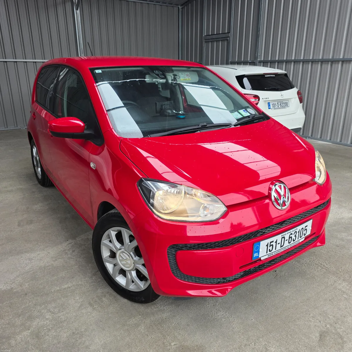 Volkswagen UP! 2015 AUTOMATIC - Image 2
