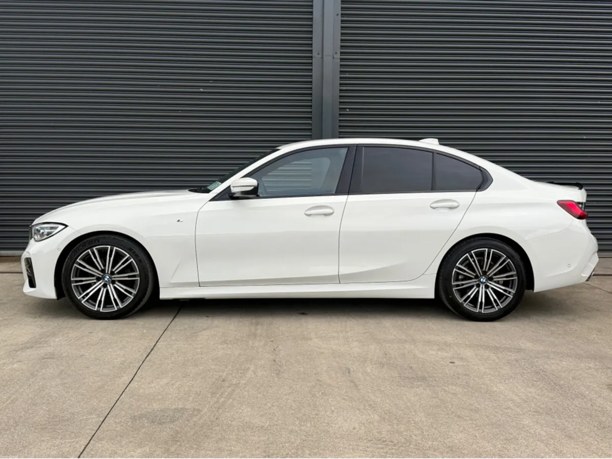 BMW 3-Series G20 M SPORT MHEV 4DR ** LOW KM** - Image 4