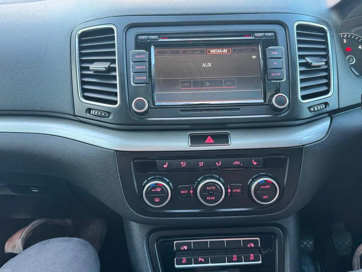 VwSharan 7 Seater 2.0TDI Fully Loaded - Image 4