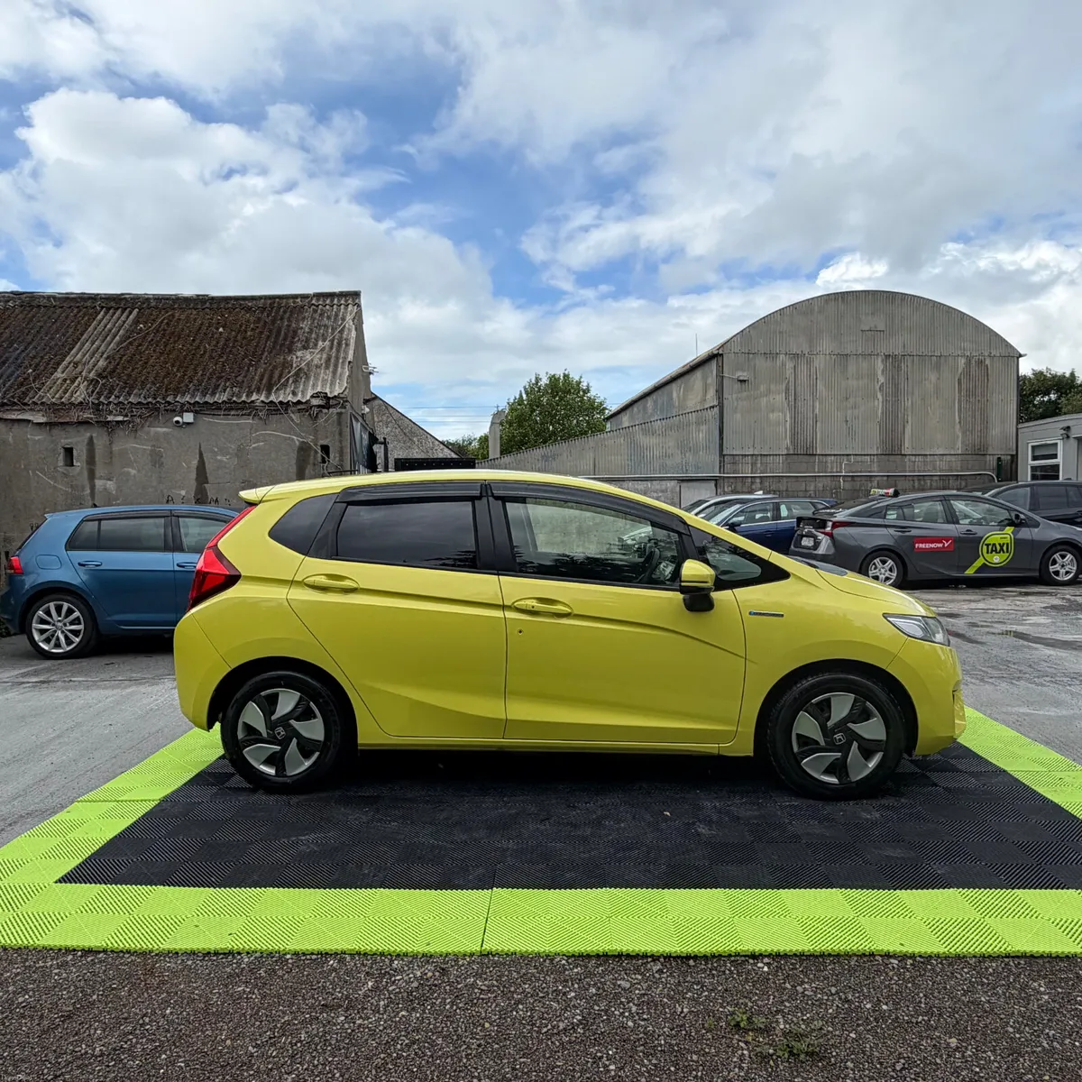 Honda Fit 2015 Low Low Mileage - Image 3