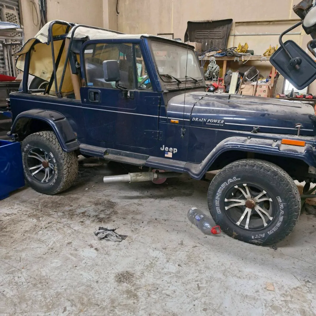 Jeep Wrangler Chysler (BARN FIND) - Image 2