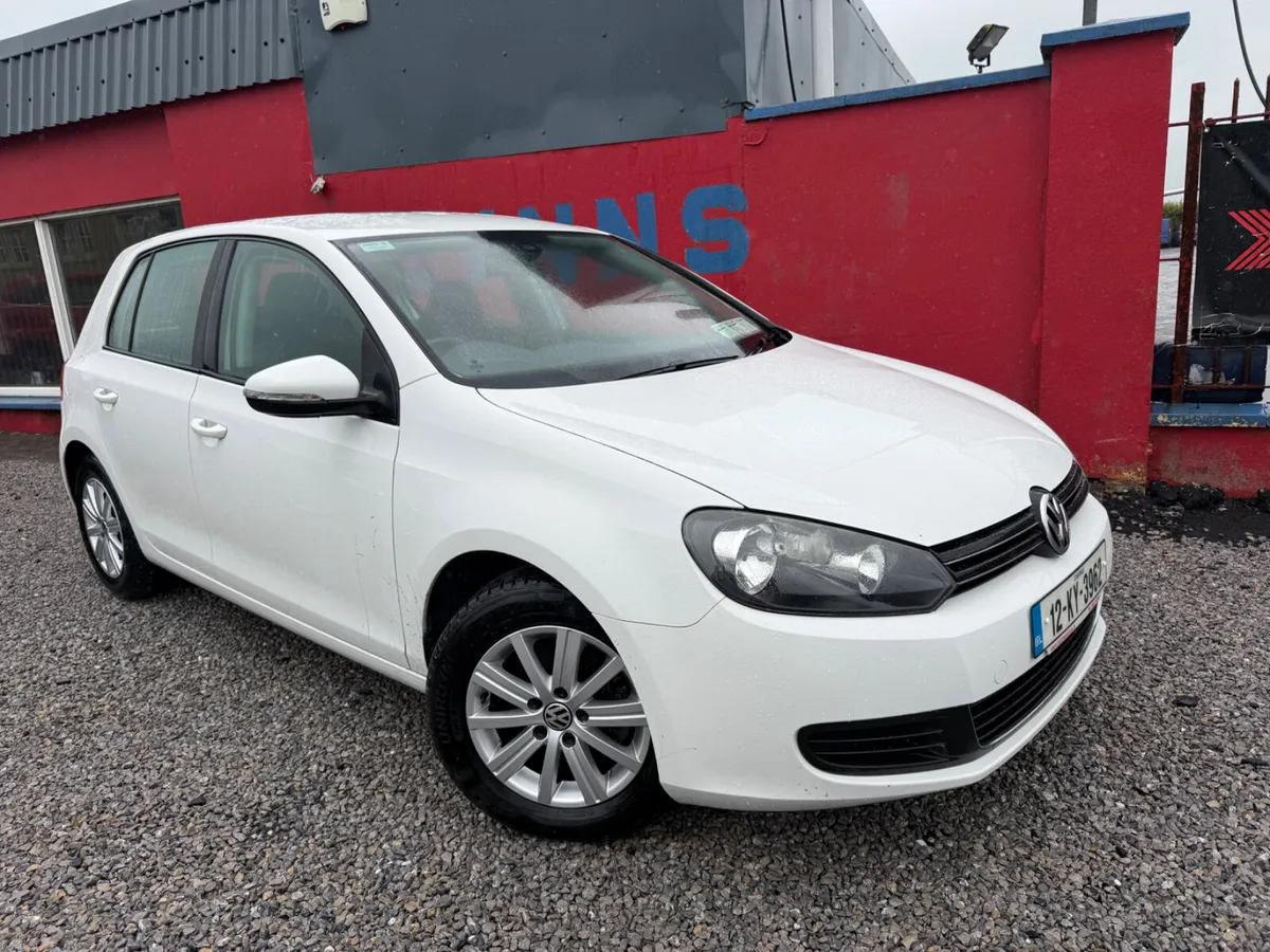 Volkswagen Golf 2012 Automatic 1.2 TSI - Image 1