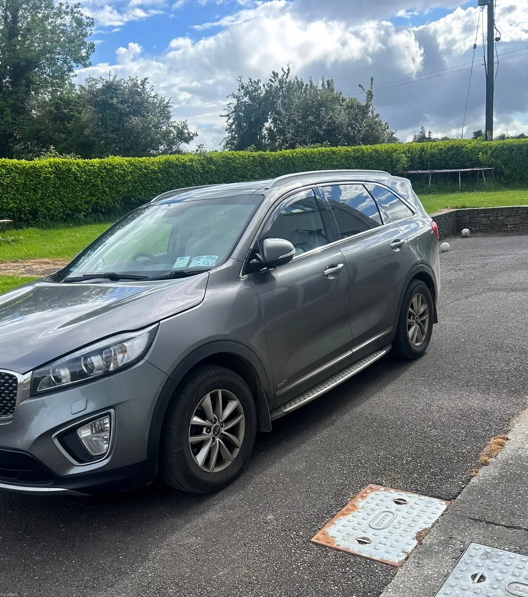 Kia Sorento 2015 - Image 2