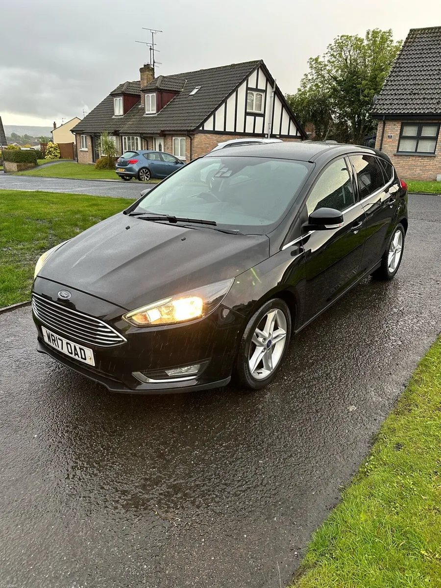 2017 ford focus - Image 3