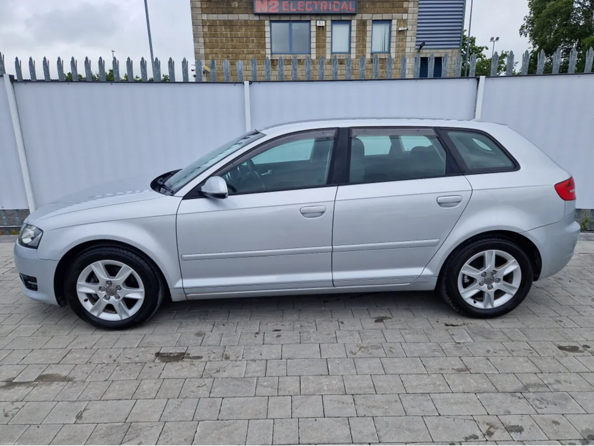 Audi A3 1.4 PETROL AUTO - Image 6