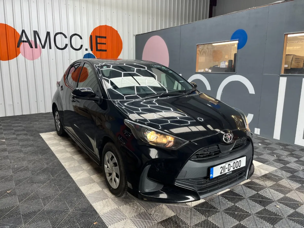 Toyota Yaris 2021 TOYOTA YARIS X 1.0 AUTOMATIC / R - Image 1