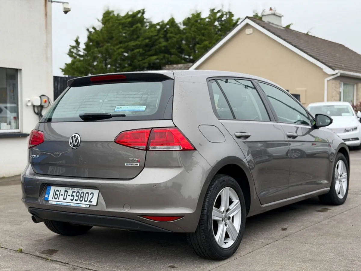 Volkswagen Golf COMFORTLINE BLUEMOTION - Image 6