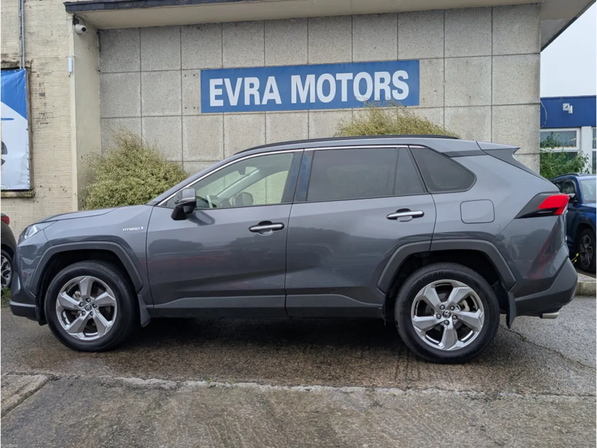 Toyota RAV4 G 4WD LEATHER HYBRID AUTOMAITC 2.5 PET - Image 4