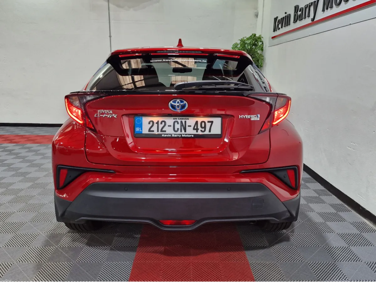 Toyota C-HR 1.8 HYBRID SPORT AUTOMATIC **ORIGINAL - Image 3