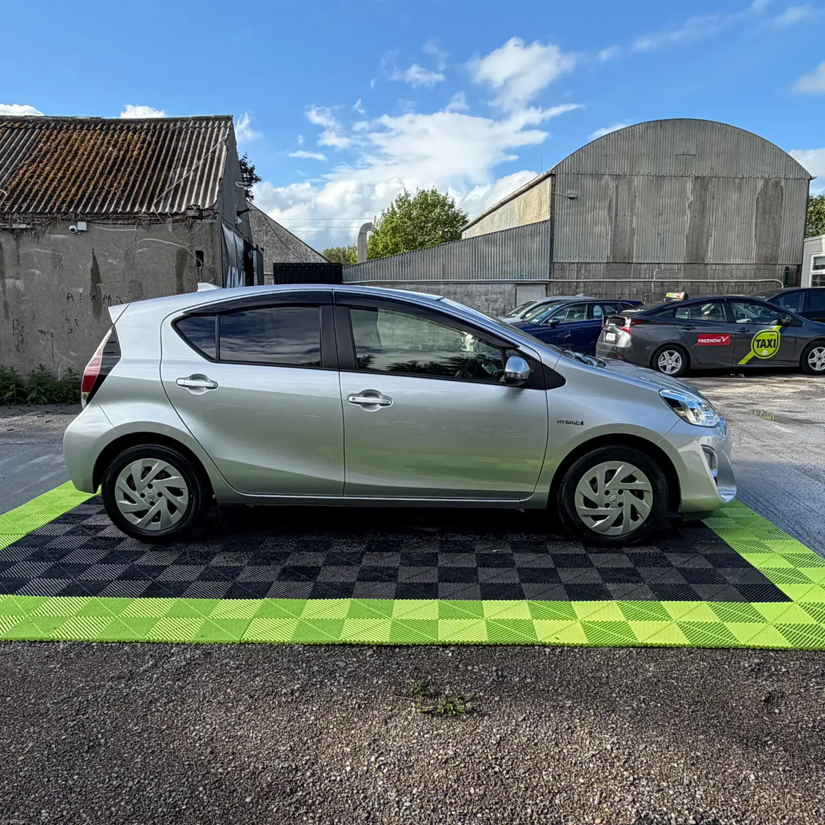 Toyota Aqua 2017 Low Mileage - Image 3