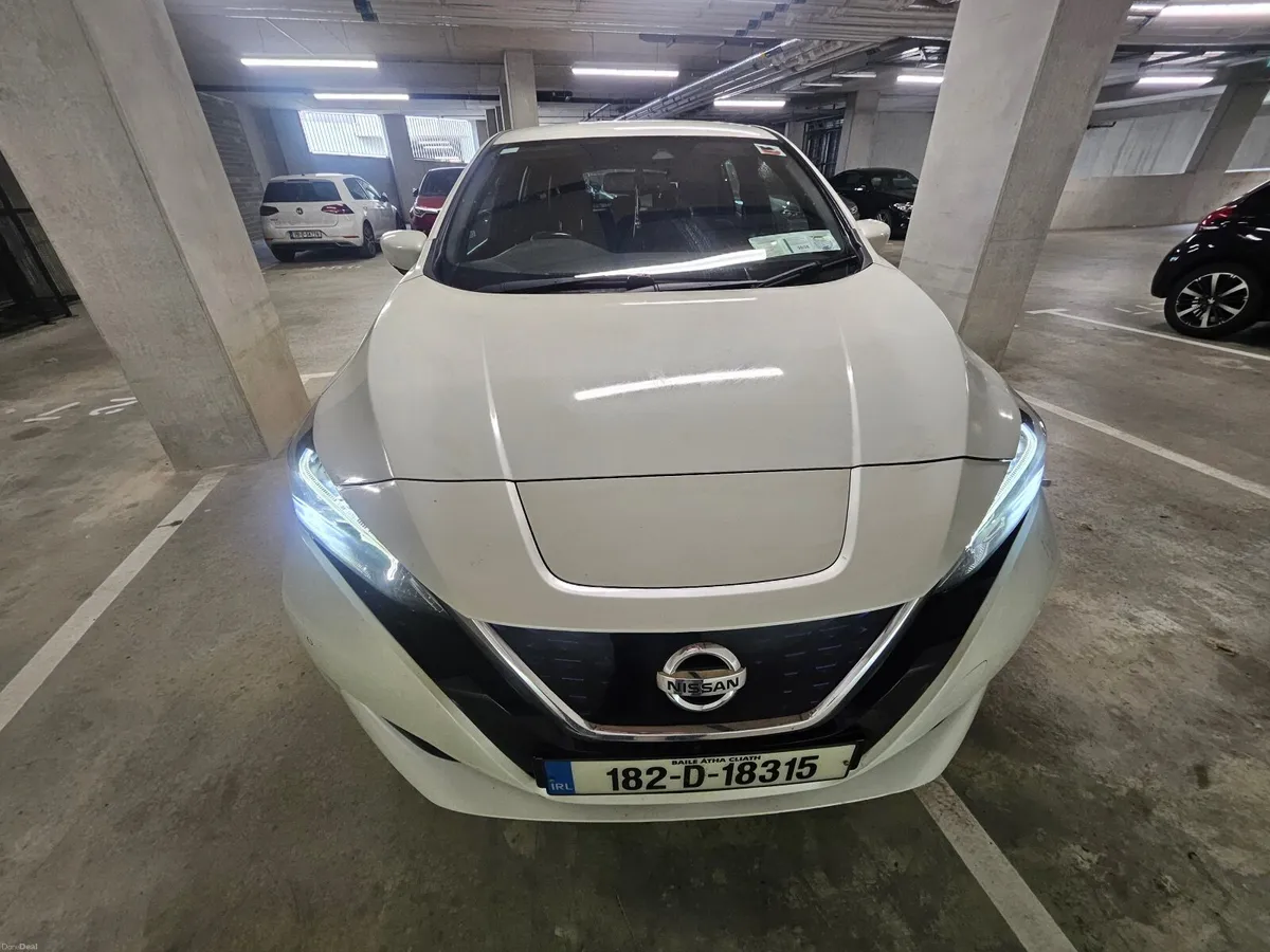 2018 Nissan Leaf SVE 40kWh | ProPILOT Park - Image 4
