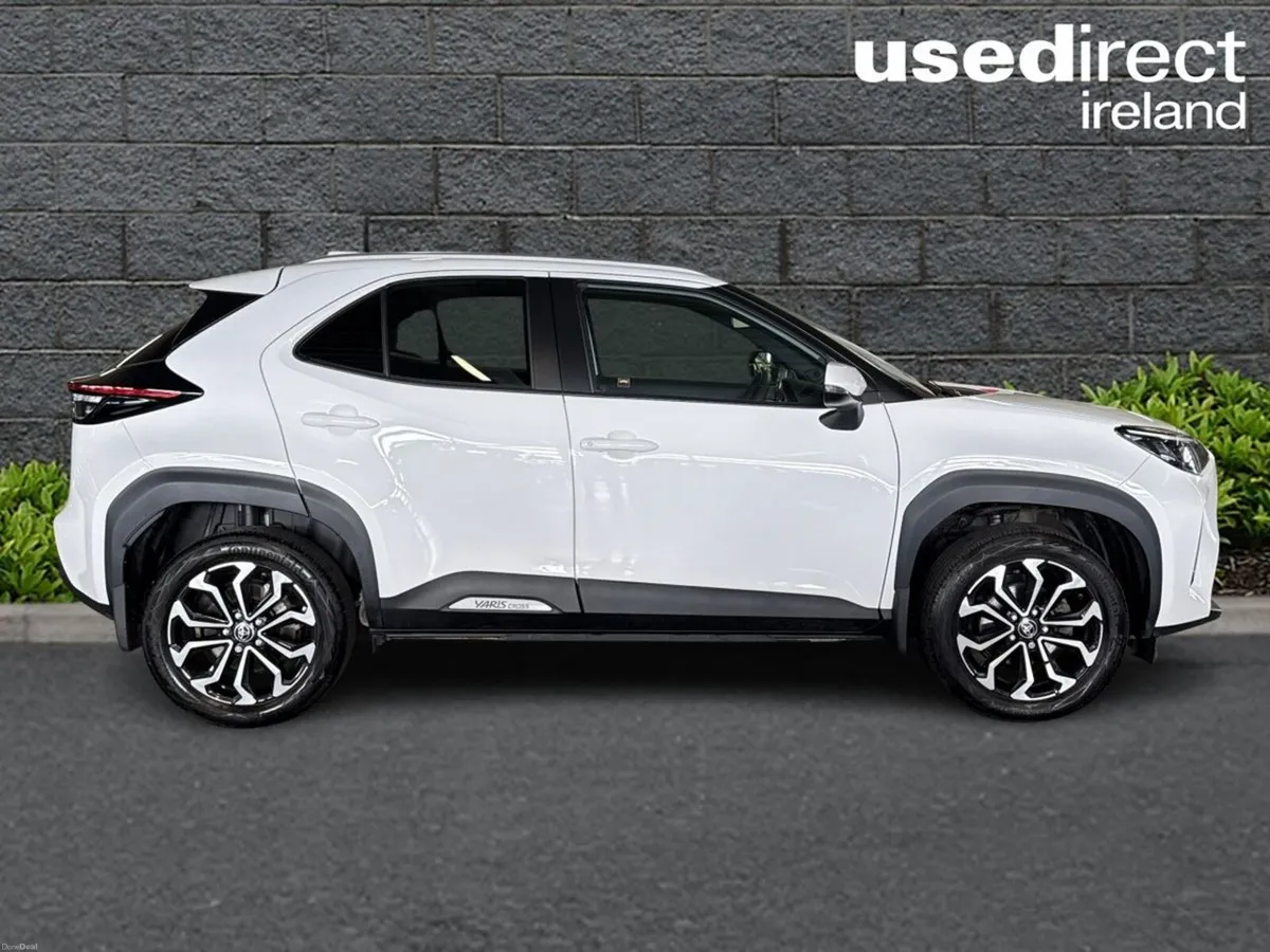 Toyota Yaris Cross Design  Auto  Design  VVT-h 116 - Image 3