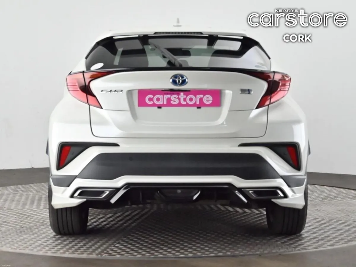 Toyota C-HR 1.8 HYBRID Auto (Full KIT) - Image 4