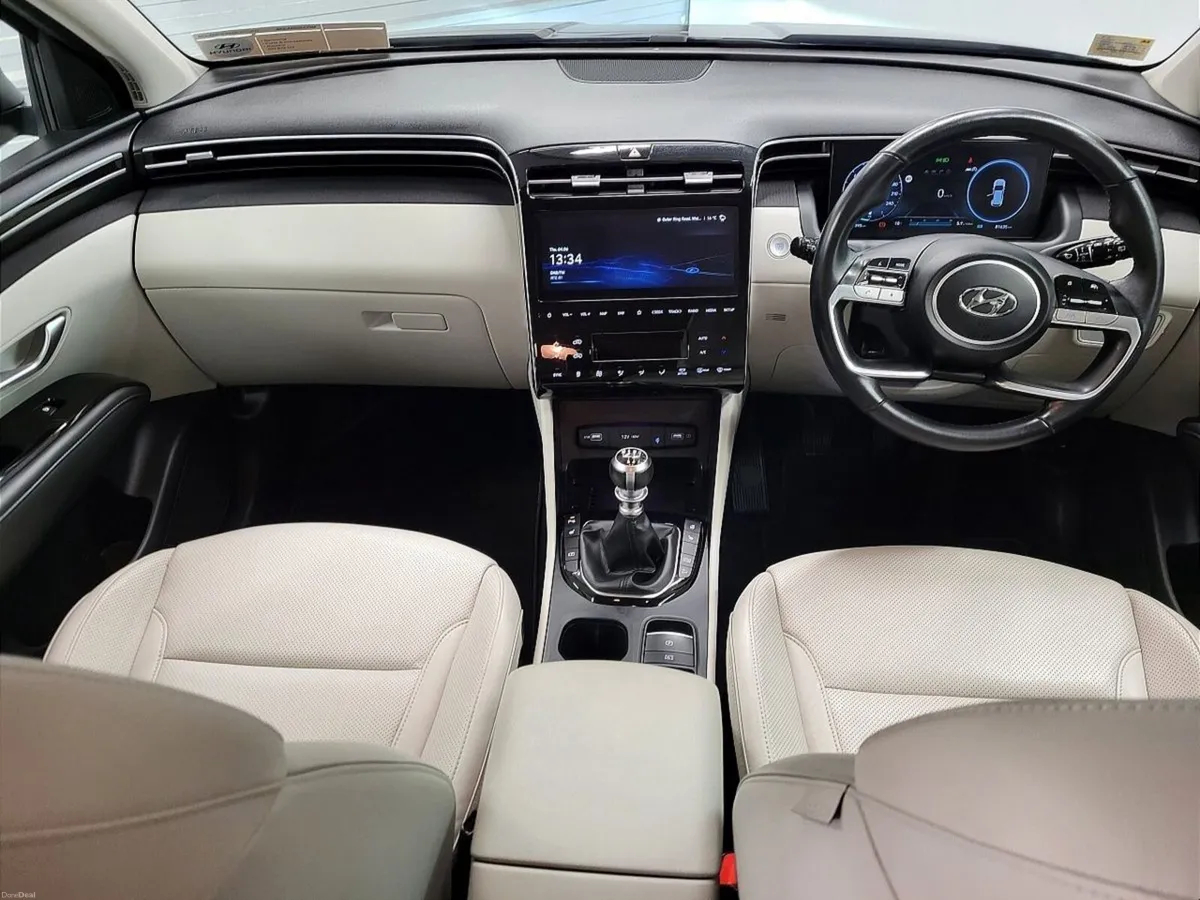Hyundai Tucson 2WD Executive Plus - Image 4