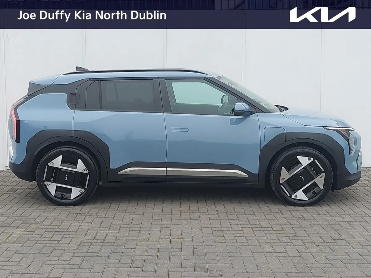Kia EV3 EV3 Earth 3 Long Range 0% Finance Free Hom - Image 5