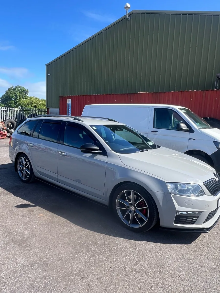 Skoda Octavia VRS - Image 1