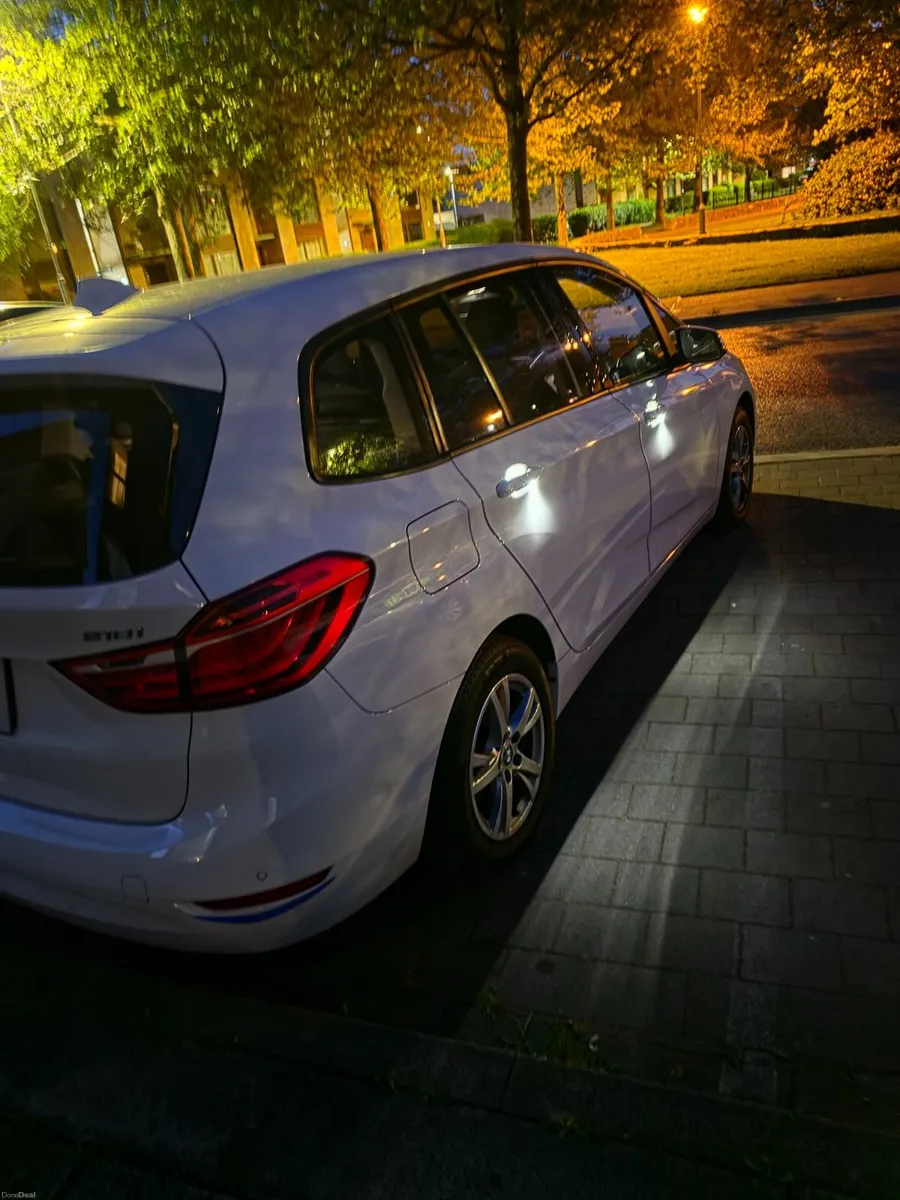 BMW 2-Series 2017 - Image 6