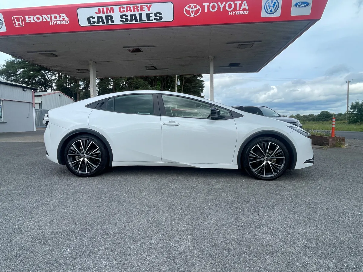 Toyota Prius - Image 2